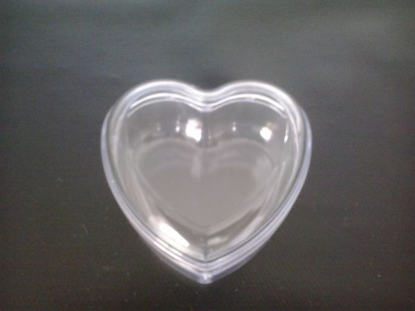 Caixinha acrílica coração 7x7x4 cm - kit 50 peças