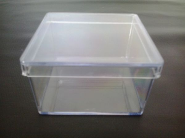 Caixinha acrílica quadrada 7x7x4 cm kit 50 peças